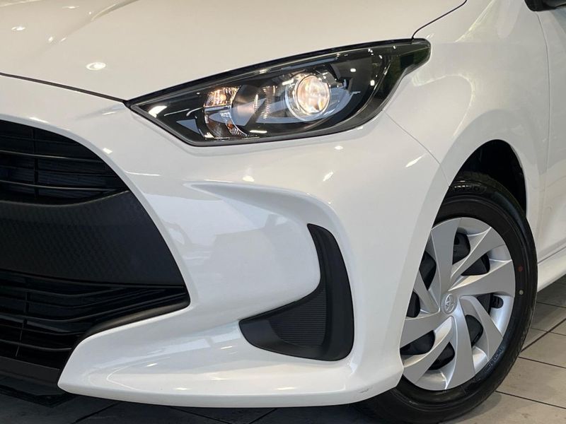 2023 Toyota Yaris 6AA-MXPH10 (UW-6a5aefc598e01)[11]