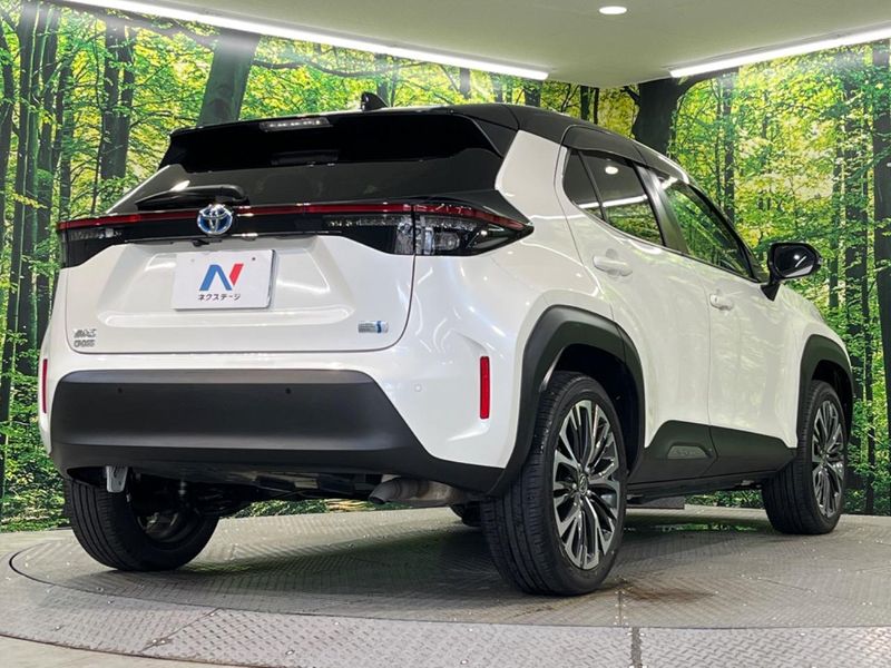 2021 Toyota Yaris Cross 6AA-MXPJ10 (UW-6a5aefcb44c48)[8]