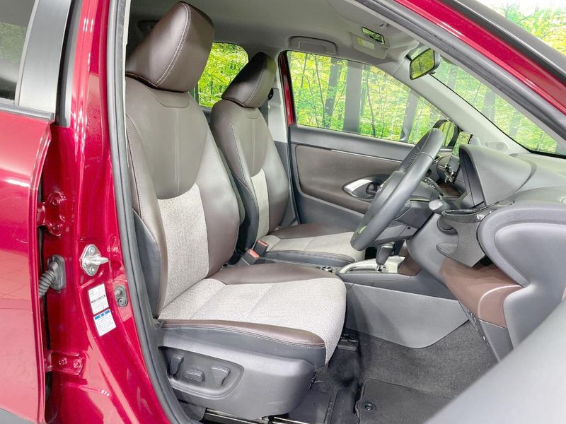 2021 Toyota Yaris Cross 6AA-MXPJ15 (UW-6a5aefd3418c1)[25]