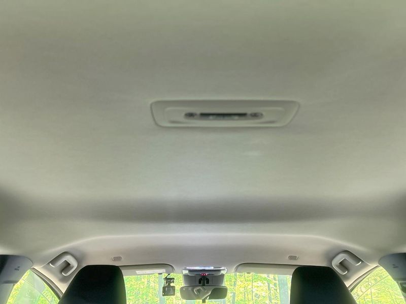 2023 Toyota Prius 6AA-MXWH60 (UW-6a5aeff3568a3)[25]