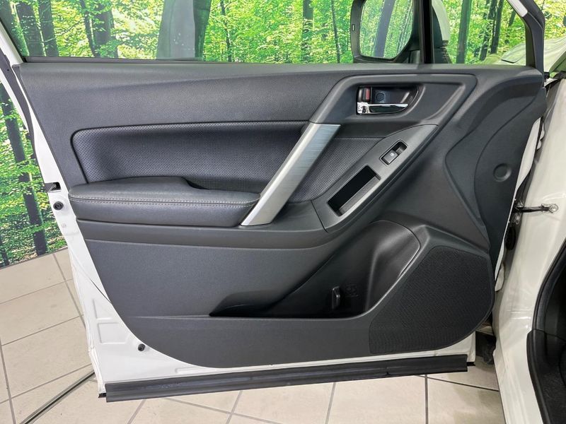2013 Subaru Forester DBA-SJ5 (UW-6a5af0599a6de)[17]