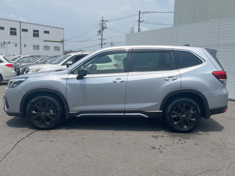 2020 Subaru Forester 4BA-SK5 (UW-6a5af05d17836)[22]