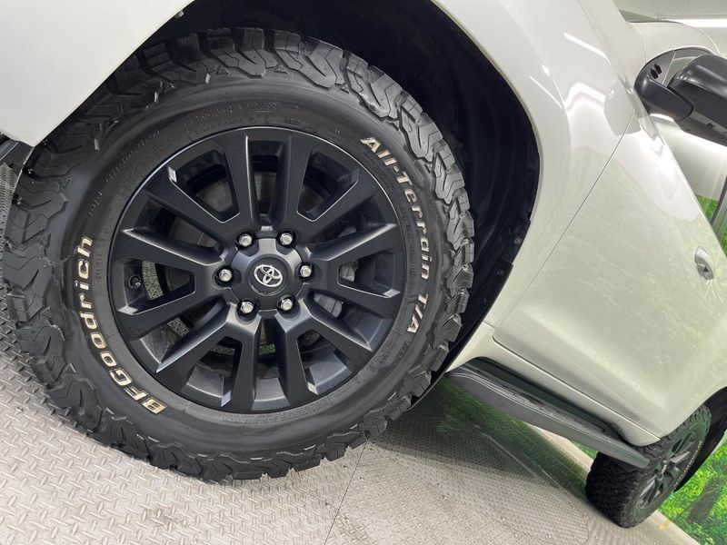 2023 Toyota Land Cruiser Prado 3BA-TRJ150W (UW-6a5af0727f62b)[5]