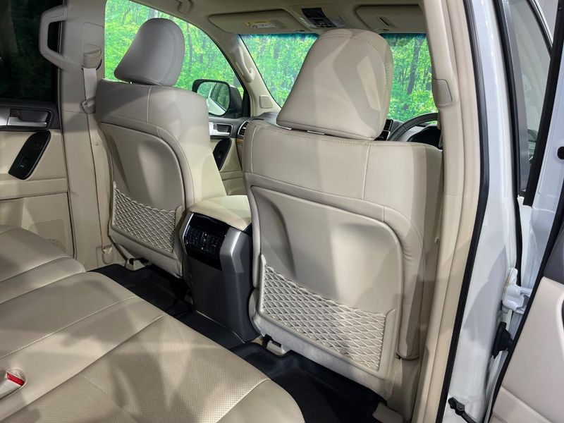 2023 Toyota Land Cruiser Prado 3BA-TRJ150W (UW-6a5af0727f62b)[25]