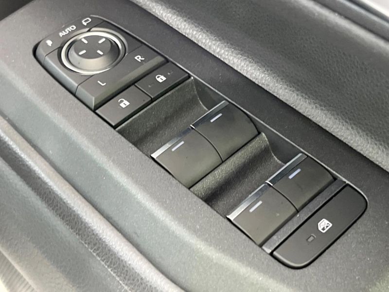 2024 Toyota Land Cruiser 250 3BA-TRJ250W (UW-6a5af07831ac6)[18]