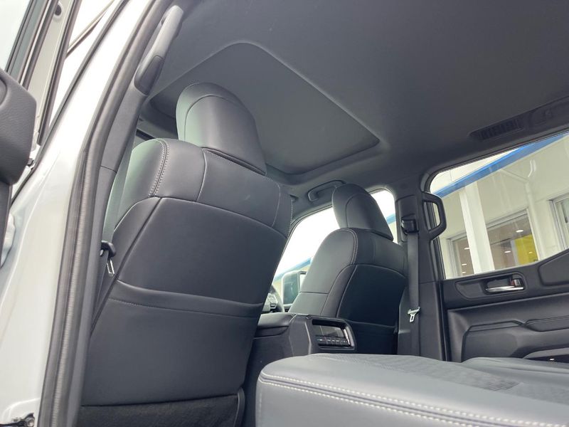 2025 Toyota Land Cruiser 250 3BA-TRJ250W (UW-6a5af0788f4e0)[18]