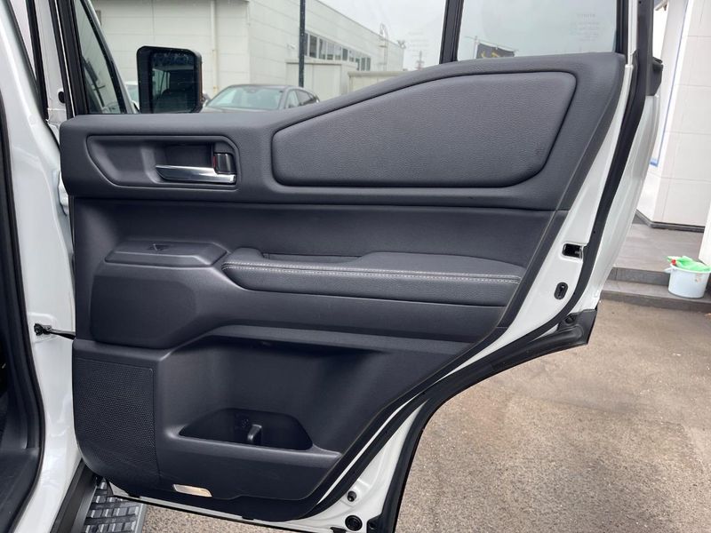 2025 Toyota Land Cruiser 250 3BA-TRJ250W (UW-6a5af0788f4e0)[22]