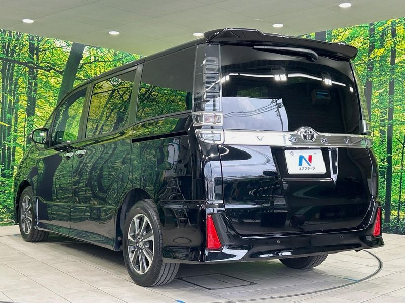 2021 Toyota Voxy 3BA-ZRR80W (UW-6a5af0d27dd85)[14]