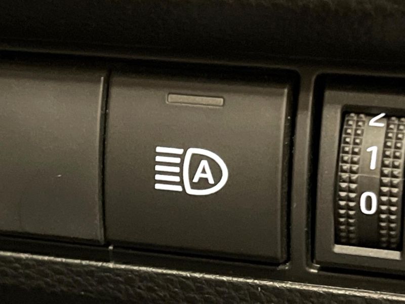 2024 Toyota Corolla Cross 6AA-ZVG13 (UW-6a5af0dd177af)[19]