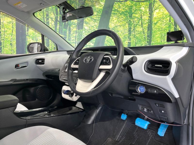 2016 Toyota Prius DAA-ZVW55 (UW-6a5af0f71ea80)[24]