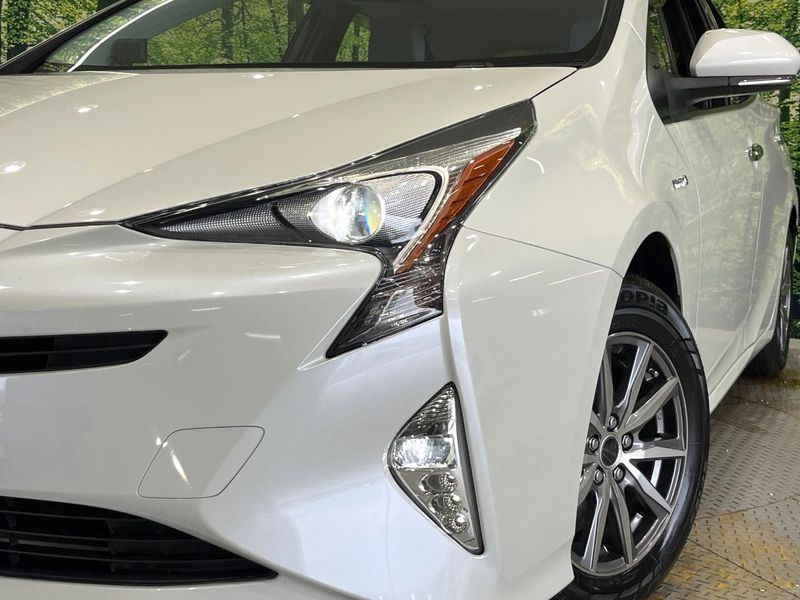 2016 Toyota Prius DAA-ZVW55 (UW-6a5af0f71ea80)[16]