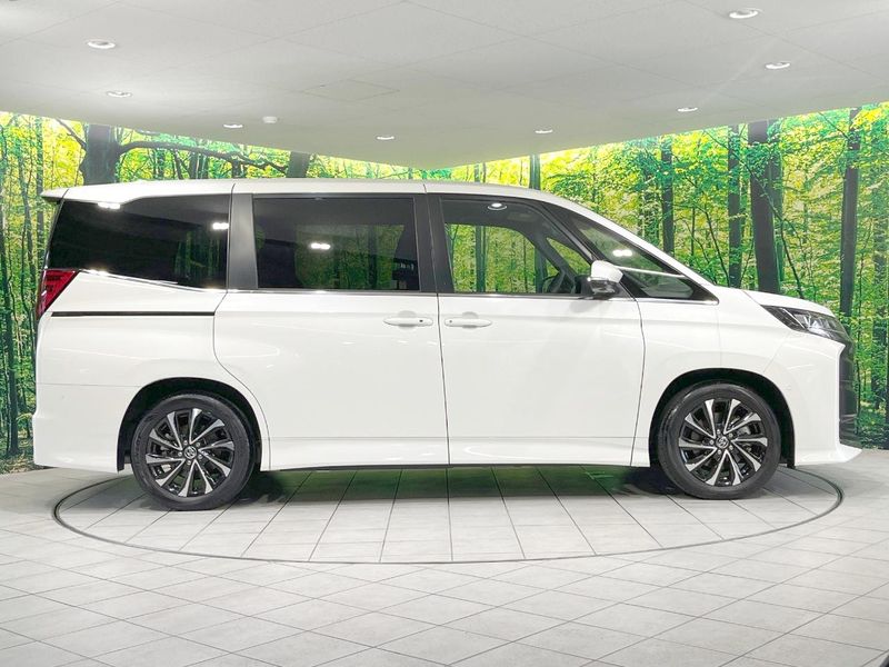 2024 Toyota Noah 6AA-ZWR90W (UW-6a5af10e1c5be)[18]