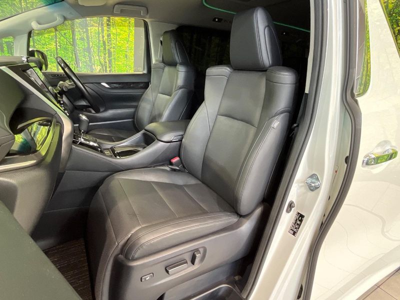 2020 Toyota Alphard 3BA-AGH30W (UW-6a5c3ea48c0f7)[12]