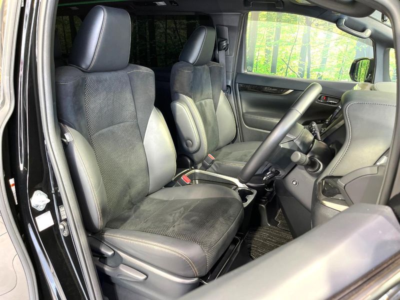 2021 Toyota Alphard 3BA-AGH30W (UW-6a5c3ea5b333a)[21]