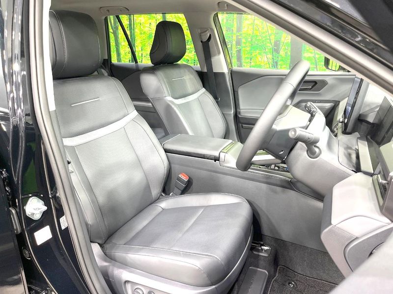 2026 Toyota RAV4 6AA-AXAN64 (UW-6a5c3ec23fbce)[19]