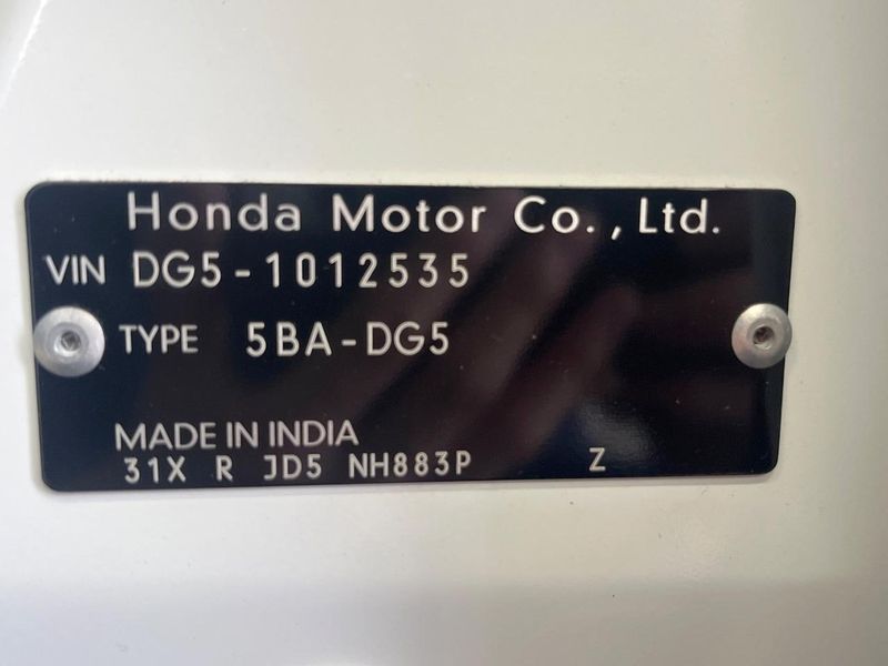 2024 Honda WR-V 5BA-DG5 (UW-6a5c3f311258b)[1]