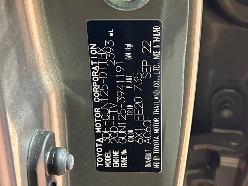 2022 Toyota Hilux 3DF-GUN125 (UW-6a5c3f931c0db)[1]