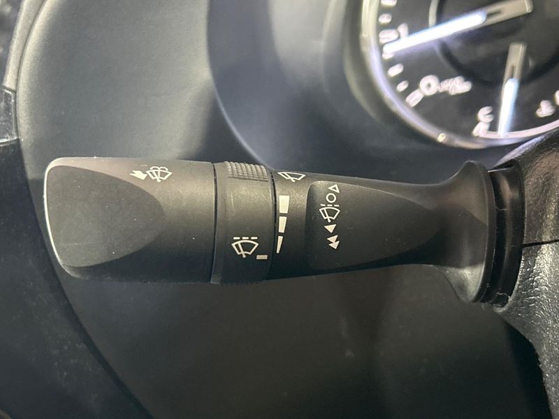 2022 Toyota Hilux 3DF-GUN125 (UW-6a5c3f931c0db)[29]