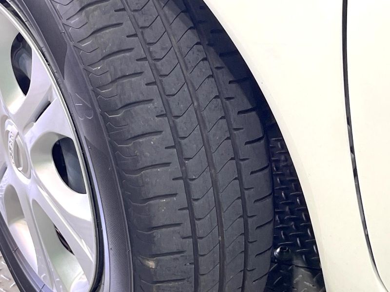 2018 Nissan Note DAA-HE12 (UW-6a5c3fa452ce4)[8]