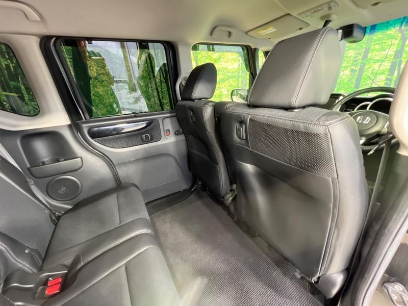 2015 Honda N-BOX CUSTOM DBA-JF1 (UW-6a5c3fdace89f)[28]