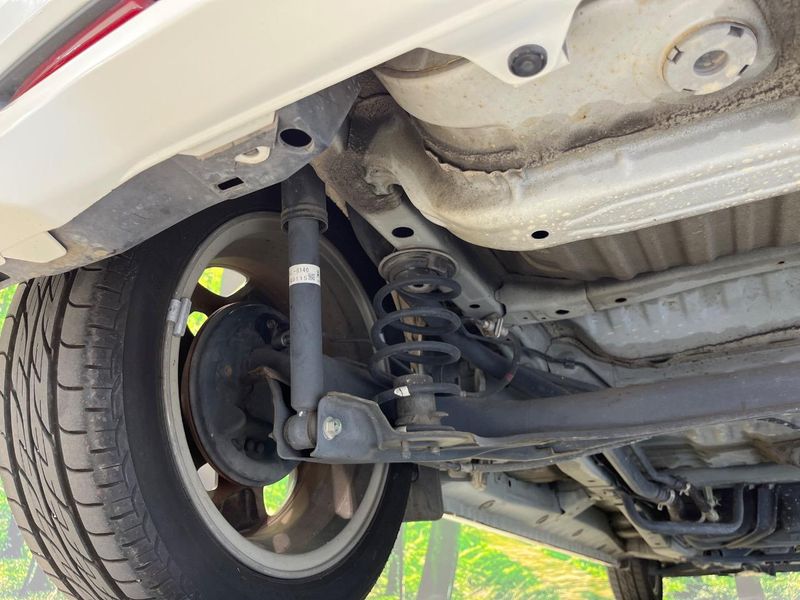 2014 Honda N-WGN Custom DBA-JH1 (UW-6a5c40186739e)[27]