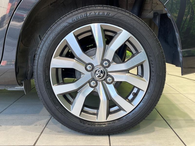 2017 Toyota Roomy DBA-M900A (UW-6a5c4096b4e86)[11]