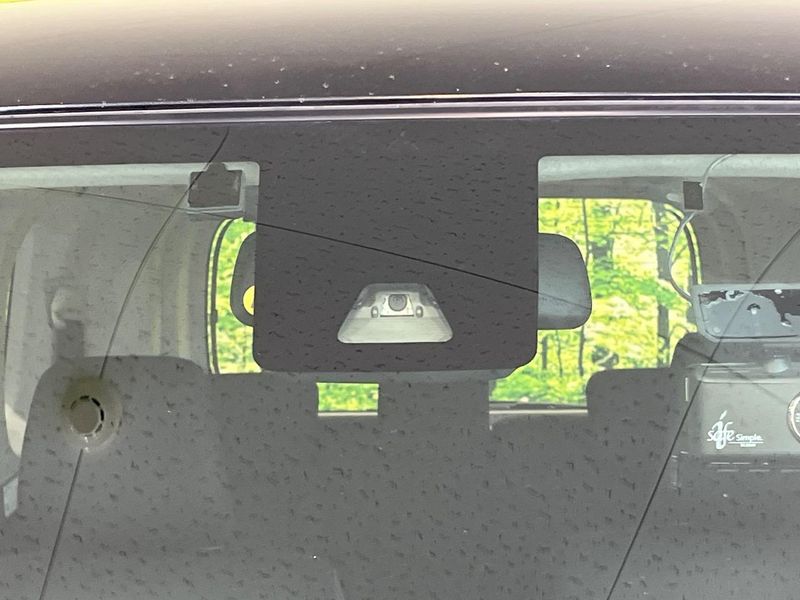 2017 Toyota Roomy DBA-M900A (UW-6a5c4096b4e86)[22]