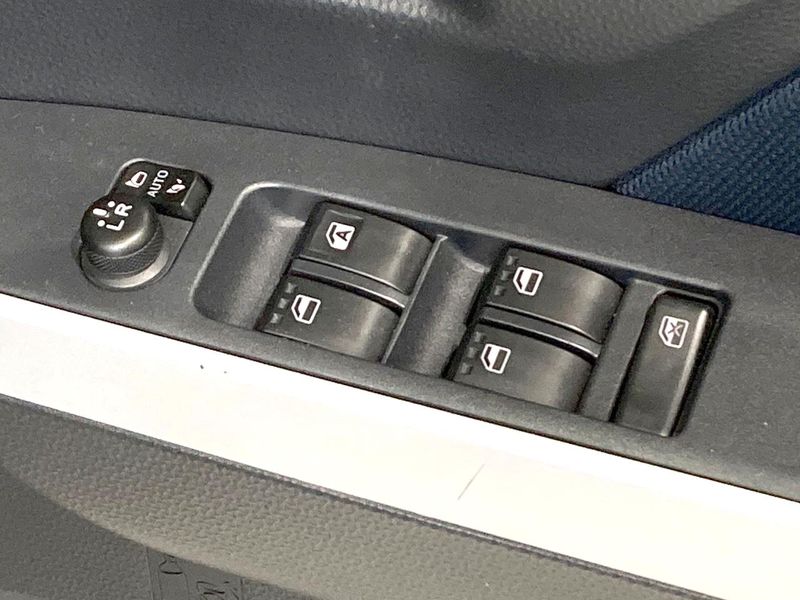 2023 Toyota Roomy 5BA-M900A (UW-6a5c40a37b837)[13]