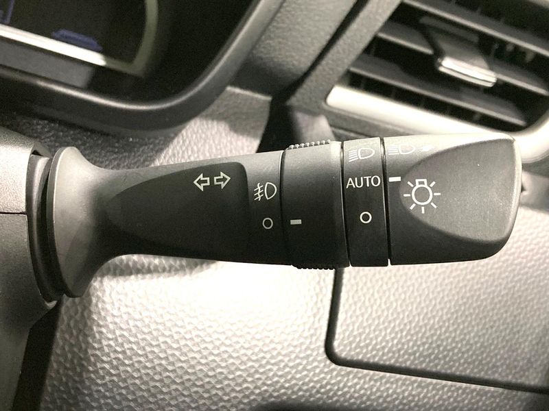 2023 Toyota Roomy 5BA-M900A (UW-6a5c40a37b837)[22]
