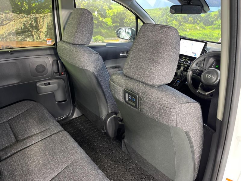 2025 Toyota Sienta 6AA-MXPL10G (UW-6a5c413ba1cce)[29]