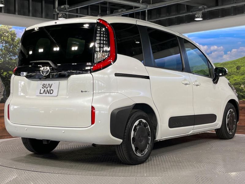 2025 Toyota Sienta 6AA-MXPL10G (UW-6a5c413ba1cce)[9]
