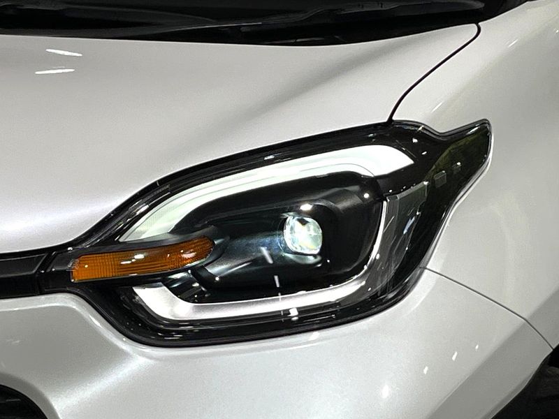 2025 Toyota Sienta 6AA-MXPL10G (UW-6a5c413c36d54)[23]