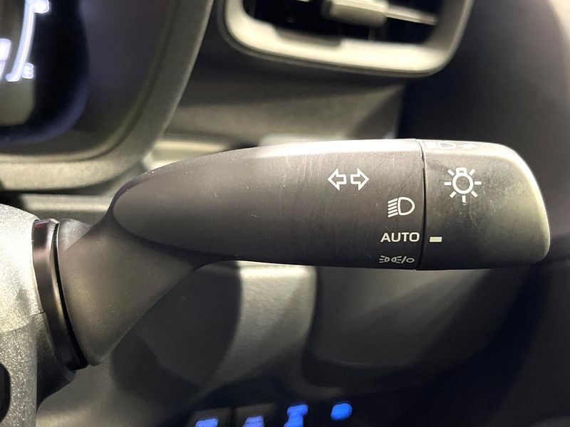 2025 Toyota Sienta 6AA-MXPL10G (UW-6a5c413c36d54)[16]