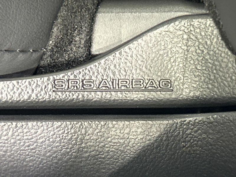 2023 Toyota Prius 6AA-MXWH60 (UW-6a5c414e2f165)[6]