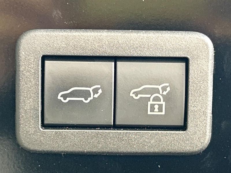 2023 Toyota Prius 6AA-MXWH60 (UW-6a5c414e2f165)[29]