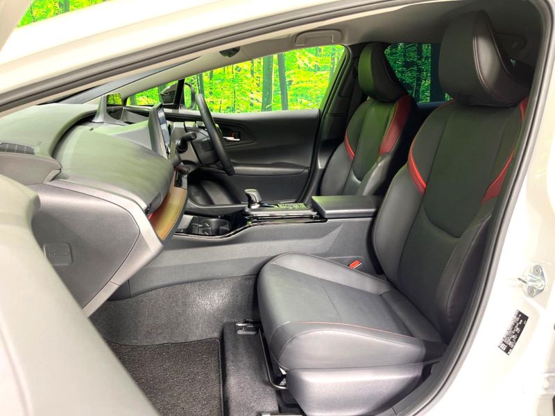 2023 Toyota Prius 6AA-MXWH60 (UW-6a5c41508e974)[28]