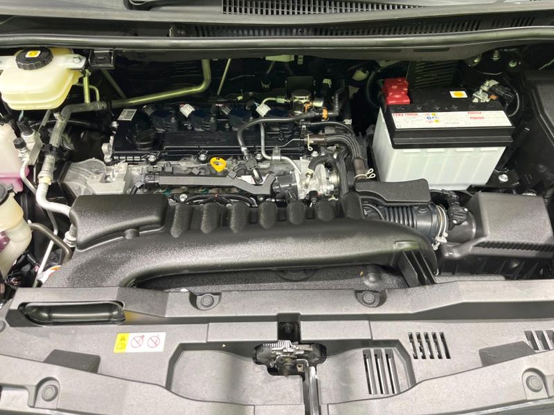 2023 Toyota Noah 6BA-MZRA90W (UW-6a5c415aa834c)[8]