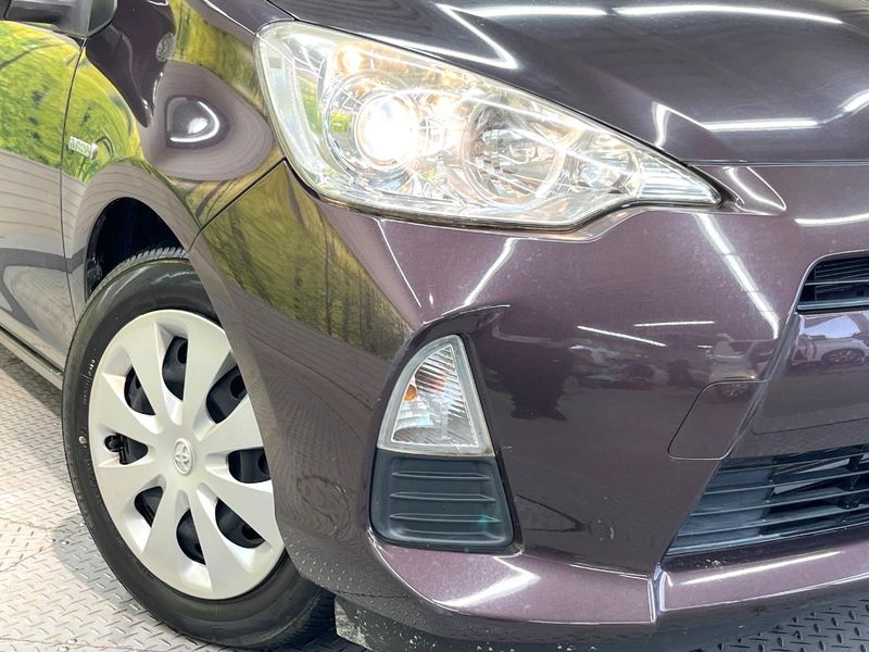 2014 Toyota Aqua DAA-NHP10 (UW-6a5c416632a5c)[22]