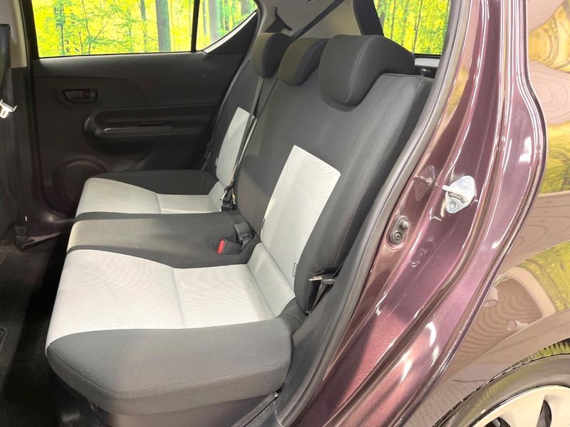 2014 Toyota Aqua DAA-NHP10 (UW-6a5c416632a5c)[9]