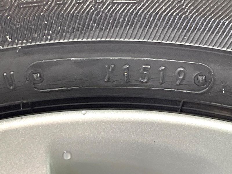 2014 Toyota Aqua DAA-NHP10 (UW-6a5c416d59970)[6]