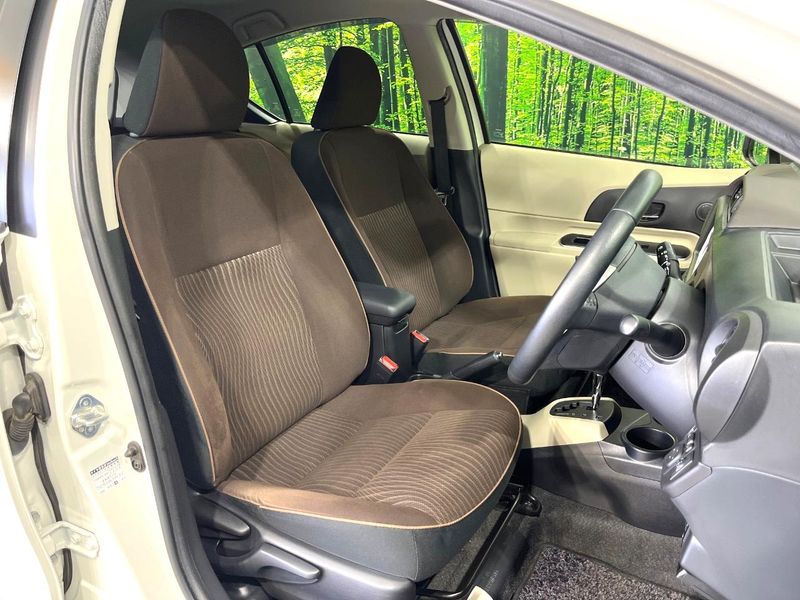 2014 Toyota Aqua DAA-NHP10 (UW-6a5c416d59970)[23]