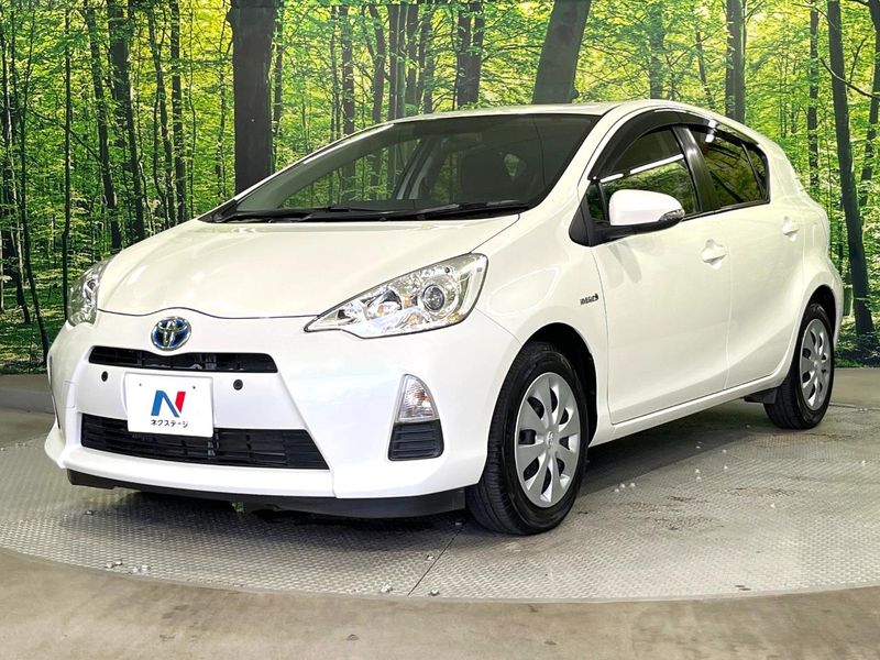 2014 Toyota Aqua DAA-NHP10 (UW-6a5c416d59970)[20]