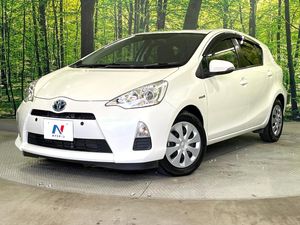 2014 Toyota Aqua DAA-NHP10