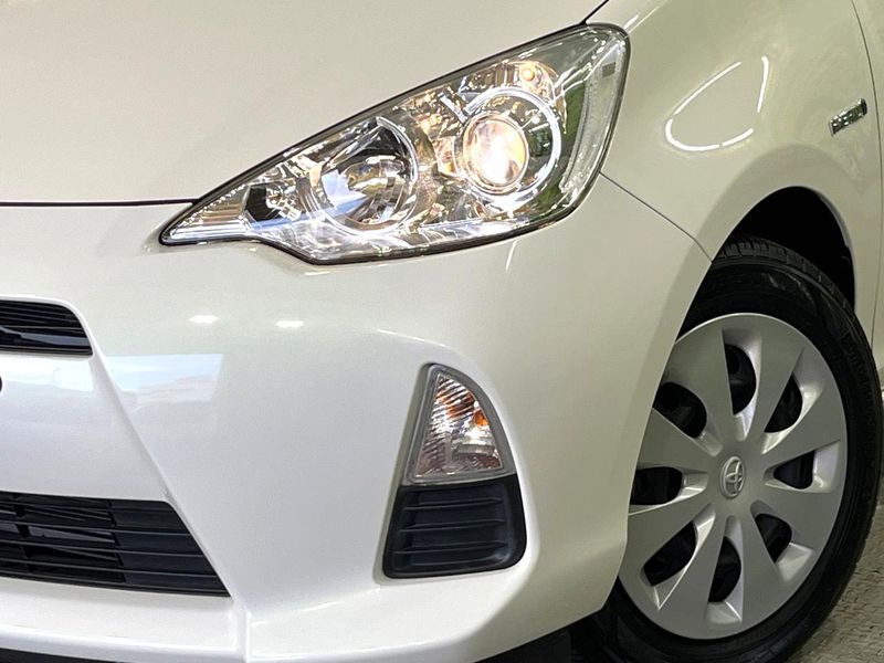 2014 Toyota Aqua DAA-NHP10 (UW-6a5c416d59970)[11]