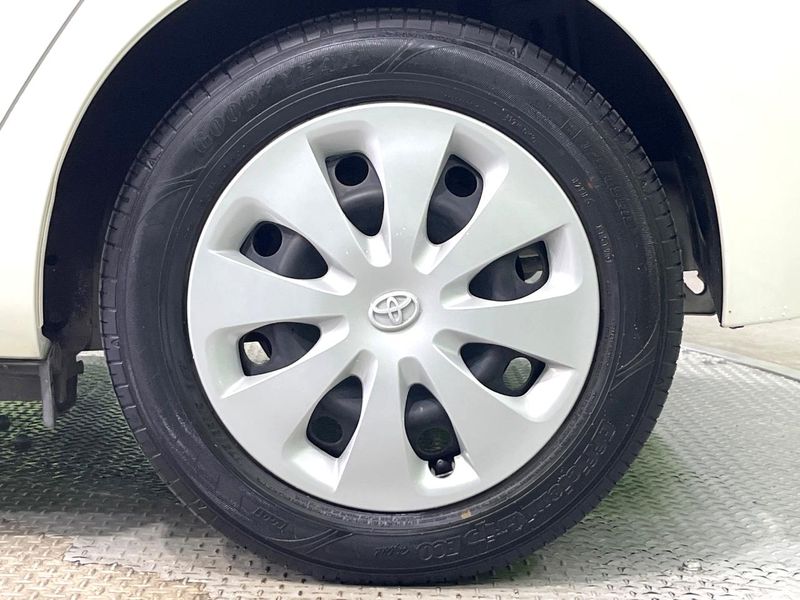 2014 Toyota Aqua DAA-NHP10 (UW-6a5c416d59970)[9]