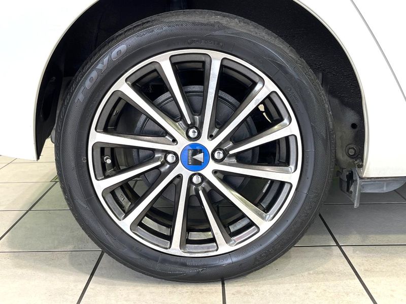 2014 Toyota Aqua DAA-NHP10 (UW-6a5c416e588df)[21]