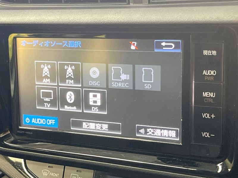 2015 Toyota Aqua DAA-NHP10 (UW-6a5c416f91496)[19]
