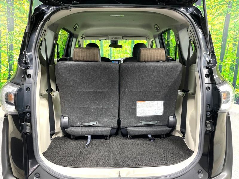 2016 Toyota Sienta DBA-NSP170G (UW-6a5c417d066e8)[13]