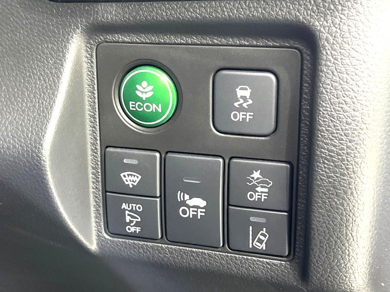 2017 Honda Vezel DAA-RU4 (UW-6a5c419f80f27)[5]