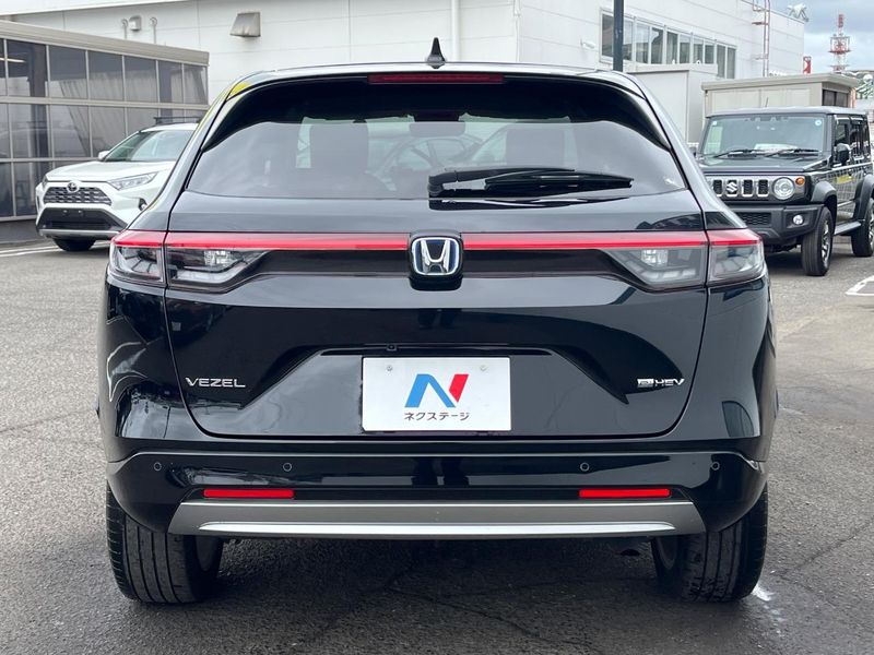 2022 Honda Vezel 6AA-RV5 (UW-6a5c41a53b621)[24]